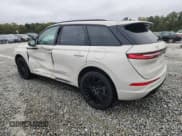 ✅ 2024 Lincoln Corsair Reserve • VIN: 5LMCJ2CA8RUL16271 • Lot: 90038985. Wystawiony na Copart z przebiegiem 9 321 mil. Bezpłatny archiwum sprzedaży aukcyjnych z USA i szczegółowy raport historii pojazdu na DreamBid. Zdjęcie 2.