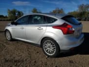 ✅ 2014 Ford Focus Titanium • VIN: 1FADP3N20EL383622 • Lot: 82553195. Listed on Copart with 91,901 mi. Free auction sales archive from the USA and detailed vehicle history report at DreamBid. Image 2.