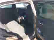 2018 Chevrolet Malibu LT z VIN 1G1ZD5ST7JF183128, wystawiony jako IAAI lot #42891573 z przebiegiem 137 547 mil mil oraz . Historia ofert i sprzedaży dostępna na DreamBid. Obrazek 8.