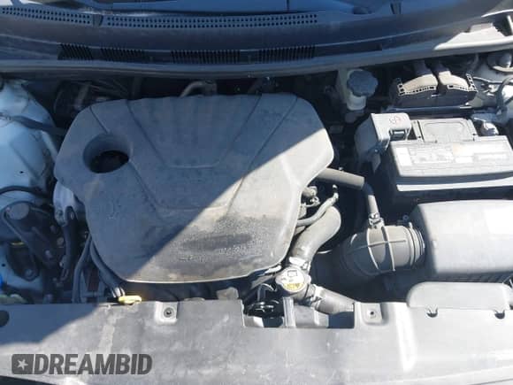 2017 Hyundai Accent SE z VIN KMHCT4AE2HU342880, wystawiony jako IAAI lot #43415334 z przebiegiem 132 543 mil mil oraz . Historia ofert i sprzedaży dostępna na DreamBid. Obrazek 10.