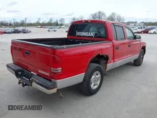 ✅ 2002 Dodge Dakota SLT • VIN: 1B7HL48X92S664369 • Lot: 41911507. Wystawiony na IAAI z przebiegiem 219 445 mil. Bezpłatny archiwum sprzedaży aukcyjnych z USA i szczegółowy raport historii pojazdu na DreamBid. Zdjęcie 4.
