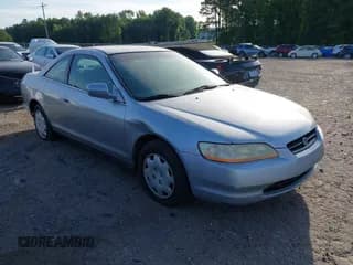 ✅ 2000 Honda Accord LX • VIN: 1HGCG3147YA004016 • Lot: 42280120. Listed on IAAI with 290,642 mi. Free auction sales archive from the USA and detailed vehicle history report at DreamBid. Image 1.