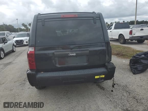 ✅ 2008 Jeep Commander Sport • VIN: 1J8HH48K38C229803 • Лот: 75095854. Опубликован ранее на Copart с пробегом Не указан. Бесплатный доступ к архиву аукционных продаж из США и подробный отчёт об истории автомобиля на DreamBid. Изображение 6.