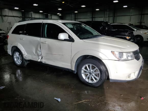 ✅ 2014 Dodge Journey SXT • VIN: 3C4PDCBG0ET210672 • Lot: 84627215. Wystawiony na Copart z przebiegiem 189 142 mil. Bezpłatny archiwum sprzedaży aukcyjnych z USA i szczegółowy raport historii pojazdu na DreamBid. Zdjęcie 4.