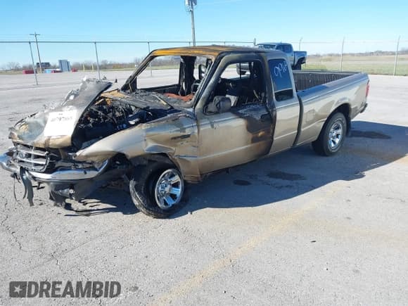 ✅ 2002 Ford Ranger XLT Appearance • VIN: 1FTYR44E92PB13798 • Lot: 40797865. Wystawiony na IAAI z przebiegiem Nie podano. Bezpłatny archiwum sprzedaży aukcyjnych z USA i szczegółowy raport historii pojazdu na DreamBid. Zdjęcie 2.