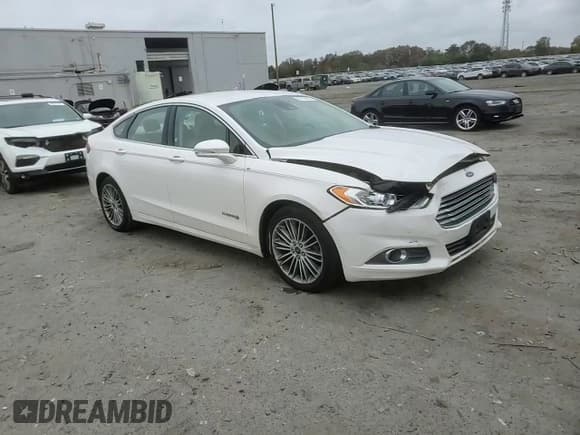 ✅ 2013 Ford Fusion SE Hybrid • VIN: 3FA6P0LU5DR240838 • Lot: 87414815. Listed on Copart with 177,809 mi. Free auction sales archive from the USA and detailed vehicle history report at DreamBid. Image 13.