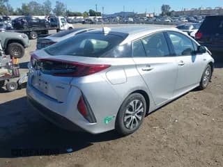 ✅ 2020 Toyota Prius LE • VIN: JTDKARFP8L3158717 • Лот: 43454678. Опубликован ранее на IAAI с пробегом 51 027 миль. Бесплатный доступ к архиву аукционных продаж из США и подробный отчёт об истории автомобиля на DreamBid. Изображение 4.