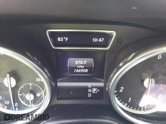 ✅ 2013 Mercedes-Benz M 350 • VIN: 4JGDA5HB4DA210257 • Lot: 41809978. Listed on IAAI with 166,908 mi. Free auction sales archive from the USA and detailed vehicle history report at DreamBid. Image 7.