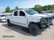 ✅ 2019 Chevrolet Silverado 1500 RST • VIN: 3GCUYEED2KG145848 • Лот: 43213065. Опубликован ранее на IAAI с пробегом 140 923 миль. Бесплатный доступ к архиву аукционных продаж из США и подробный отчёт об истории автомобиля на DreamBid. Изображение 17.