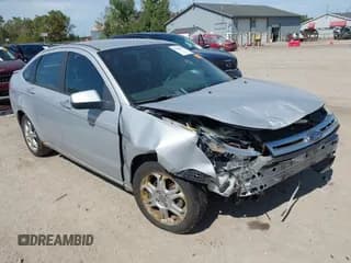 ✅ 2008 Ford Focus SE • VIN: 1FAHP35N48W192641 • Lot: 43163867. Wystawiony na IAAI z przebiegiem 154 328 mil. Bezpłatny archiwum sprzedaży aukcyjnych z USA i szczegółowy raport historii pojazdu na DreamBid. Zdjęcie 1.