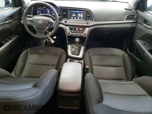 2018 Hyundai Elantra Value Edition z VIN KMHD84LFXJU620779, wystawiony jako Copart lot #71609825 z przebiegiem 87 205 mil mil oraz Czysty tytuł • Clean title. Historia ofert i sprzedaży dostępna na DreamBid. Obrazek 8.