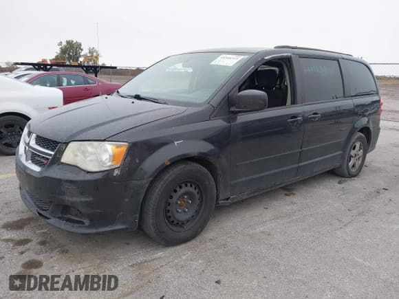 ✅ 2012 Dodge Grand Caravan SXT • VIN: 2C4RDGCG3CR324115 • Lot: 43395319. Wystawiony na IAAI z przebiegiem 243 402 mil. Bezpłatny archiwum sprzedaży aukcyjnych z USA i szczegółowy raport historii pojazdu na DreamBid. Zdjęcie 2.