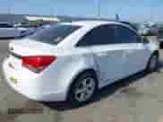 2012 Chevrolet Cruze 1FL z VIN 1G1PE5SC9C7231004, wystawiony jako IAAI lot #42572353 z przebiegiem 124 344 mil mil oraz . Historia ofert i sprzedaży dostępna na DreamBid. Obrazek 4.