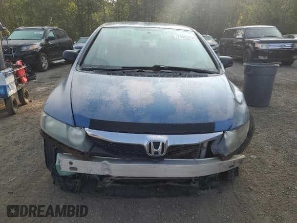 ✅ 2010 Honda Civic DX-G • VIN: 2HGFA1F44AH013047 • Lot: 71053435. Wystawiony na Copart z przebiegiem 264 581 mil. Bezpłatny archiwum sprzedaży aukcyjnych z USA i szczegółowy raport historii pojazdu na DreamBid. Zdjęcie 5.