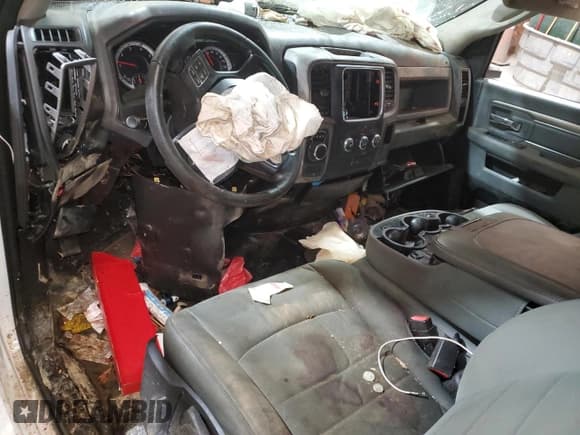 ✅ 2017 Ram 1500 Tradesman • VIN: 3C6JR6DT2HG675221 • Lot: 69618565. Listed on Copart with Not provided. Free auction sales archive from the USA and detailed vehicle history report at DreamBid. Image 8.