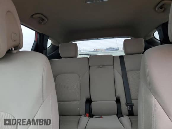 2014 Hyundai Santa Fe with VIN 5XYZUDLB0EG151762, listed as a Copart auction lot 91348525 with 135,823 mi miles and Salvage title. Bid and sale history available at DreamBid. Image 10.