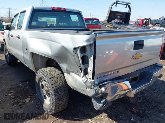 ✅ 2017 Chevrolet Silverado 2500HD Work Truck • VIN: 1GC2KUEG0HZ245663 • Lot: 41768414. Wystawiony na IAAI z przebiegiem 116 896 mil. Bezpłatny archiwum sprzedaży aukcyjnych z USA i szczegółowy raport historii pojazdu na DreamBid. Zdjęcie 3.