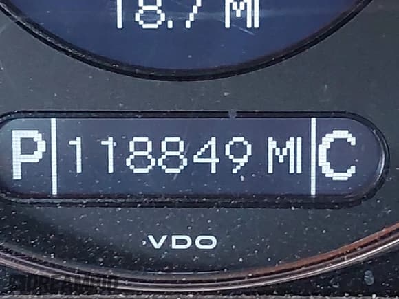 ✅ 2005 Mercedes-Benz CLK 500 • VIN: WDBTK75J55F148360 • Lot: 43685518. Wystawiony na IAAI z przebiegiem 118 849 mil. Bezpłatny archiwum sprzedaży aukcyjnych z USA i szczegółowy raport historii pojazdu na DreamBid. Zdjęcie 15.