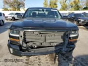 ✅ 2018 Chevrolet Silverado 1500 LT • VIN: 1GCVKREC7JZ304334 • Lot: 84803115. Wystawiony na Copart z przebiegiem 93 084 mil. Bezpłatny archiwum sprzedaży aukcyjnych z USA i szczegółowy raport historii pojazdu na DreamBid. Zdjęcie 5.