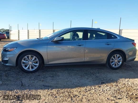 ✅ 2025 Chevrolet Malibu LT • VIN: 1G1ZD5STXSF119649 • Lot: 43604851. Wystawiony na IAAI z przebiegiem 29 487 mil mil. Skorzystaj z bezpłatnego archiwum sprzedaży aukcyjnych z USA i zobacz szczegółowy raport historii pojazdu na DreamBid. Zdjęcie 14.