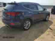 2017 Hyundai Santa Fe 2.0T z VIN 5XYZU3LAXHG379600, wystawiony jako Copart lot #71820035 z przebiegiem Nie podano mil oraz Czysty tytuł • Clean title. Historia ofert i sprzedaży dostępna na DreamBid. Obrazek 3.