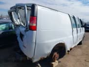 ✅ 2005 GMC Savana • VIN: 1GTFG29X951172501 • Лот: 41894781. Опубликован ранее на IAAI с пробегом 337 717 миль. Бесплатный доступ к архиву аукционных продаж из США и подробный отчёт об истории автомобиля на DreamBid. Изображение 4.
