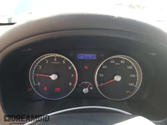 ✅ 2010 Hyundai Accent GS • VIN: KMHCM3AC4AU174333 • Лот: 54440125. Опубликован ранее на Copart с пробегом 63 312 миль. Бесплатный доступ к архиву аукционных продаж из США и подробный отчёт об истории автомобиля на DreamBid. Изображение 9.