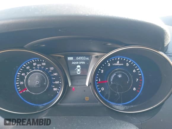 ✅ 2016 Hyundai Genesis Coupe 3.8L Base • VIN: KMHHT6KJ0GU132287 • Lot: 42484478. Wystawiony na IAAI z przebiegiem 64 903 mil. Bezpłatny archiwum sprzedaży aukcyjnych z USA i szczegółowy raport historii pojazdu na DreamBid. Zdjęcie 7.