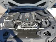 ✅ 2023 BMW 8 Series M850i • VIN: WBAGV8C0XPCL58173 • Lot: 81387675. Wystawiony na Copart z przebiegiem 24 593 mil. Bezpłatny archiwum sprzedaży aukcyjnych z USA i szczegółowy raport historii pojazdu na DreamBid. Zdjęcie 11.