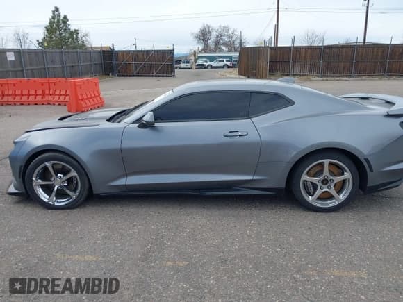 ✅ 2022 Chevrolet Camaro ZL1 • VIN: 1G1FK1R65N0126050 • Лот: 41812386. Опубликован ранее на IAAI с пробегом 20 197 миль. Бесплатный доступ к архиву аукционных продаж из США и подробный отчёт об истории автомобиля на DreamBid. Изображение 14.
