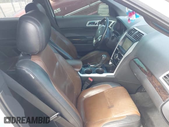 ✅ 2011 Ford Explorer Limited • VIN: 1FMHK7F86BGA14204 • Lot: 43352540. Listed on IAAI with 268,550 mi. Free auction sales archive from the USA and detailed vehicle history report at DreamBid. Image 5.