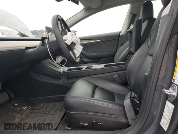 ✅ 2023 Tesla Model 3 • VIN: 5YJ3E1EA3PF409451 • Lot: 80679695. Wystawiony na Copart z przebiegiem 25 938 mil. Bezpłatny archiwum sprzedaży aukcyjnych z USA i szczegółowy raport historii pojazdu na DreamBid. Zdjęcie 7.