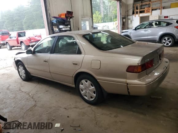 ✅ 2000 Toyota Camry CE • VIN: 4T1BG22K9YU936715 • Лот: 80398065. Опубликован ранее на Copart с пробегом 167 516 миль. Бесплатный доступ к архиву аукционных продаж из США и подробный отчёт об истории автомобиля на DreamBid. Изображение 2.