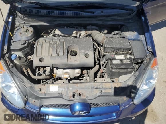 ✅ 2010 Hyundai Accent GS • VIN: KMHCM3AC7AU168316 • Лот: 53984035. Опубликован ранее на Copart с пробегом 57 016 миль. Бесплатный доступ к архиву аукционных продаж из США и подробный отчёт об истории автомобиля на DreamBid. Изображение 11.