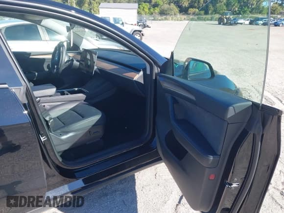 ✅ 2022 Tesla Model Y Performance • VIN: 7SAYGDEF3NF557760 • Лот: 43426846. Опубликован ранее на IAAI с пробегом 16 441 миль. Бесплатный доступ к архиву аукционных продаж из США и подробный отчёт об истории автомобиля на DreamBid. Изображение 5.