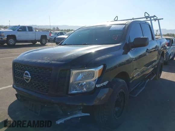 ✅ 2018 Nissan Titan SV • VIN: 1N6AA1EK8JN502029 • Lot: 41308013. Wystawiony na IAAI z przebiegiem Nie podano. Bezpłatny archiwum sprzedaży aukcyjnych z USA i szczegółowy raport historii pojazdu na DreamBid. Zdjęcie 2.