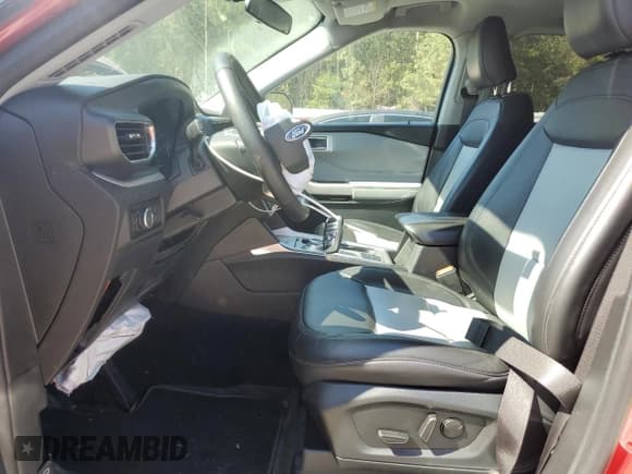 ✅ 2023 Ford Explorer XLT • VIN: 1FMSK7DH5PGB07263 • Lot: 86229445. Wystawiony na Copart z przebiegiem 31 700 mil. Bezpłatny archiwum sprzedaży aukcyjnych z USA i szczegółowy raport historii pojazdu na DreamBid. Zdjęcie 7.