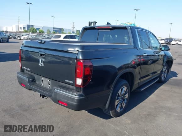✅ 2017 Honda Ridgeline RTL-E • VIN: 5FPYK3F79HB008864 • Lot: 42930796. Wystawiony na IAAI z przebiegiem 84 505 mil. Bezpłatny archiwum sprzedaży aukcyjnych z USA i szczegółowy raport historii pojazdu na DreamBid. Zdjęcie 4.