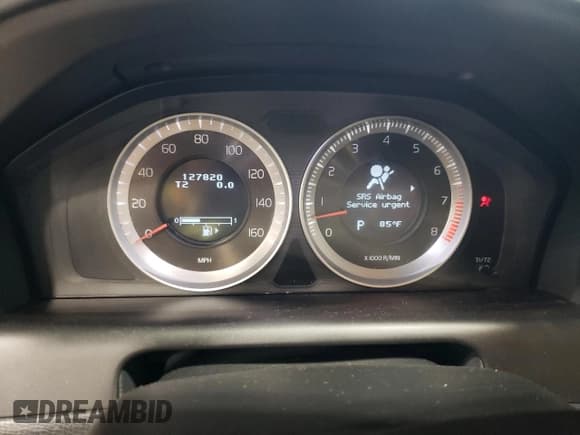 ✅ 2013 Volvo XC60 T6 • VIN: YV4902DZ2D2441387 • Lot: 69043705. Listed on Copart with 127,820 mi. Free auction sales archive from the USA and detailed vehicle history report at DreamBid. Image 9.