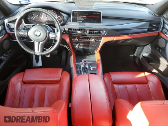 ✅ 2018 BMW X5 M • VIN: 5YMKT6C56J0Y83976 • Lot: 78546193. Wystawiony na Copart z przebiegiem 81 263 mil. Bezpłatny archiwum sprzedaży aukcyjnych z USA i szczegółowy raport historii pojazdu na DreamBid. Zdjęcie 8.