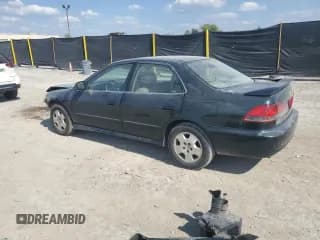 ✅ 2001 Honda Accord EX • VIN: 1HGCG165X1A029990 • Lot: 84296615. Listed on Copart with 131,191 mi. Free auction sales archive from the USA and detailed vehicle history report at DreamBid. Image 2.