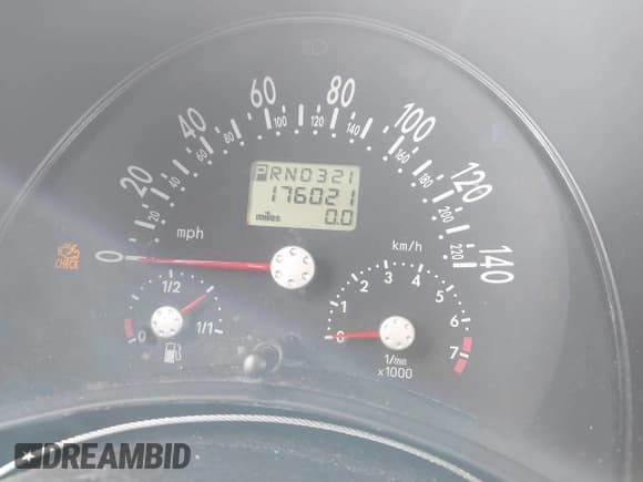 ✅ 2000 Volkswagen Beetle • VIN: 3VWBA21CXYM405122 • Лот: 41689727. Опубликован ранее на IAAI с пробегом 176 021 миль. Бесплатный доступ к архиву аукционных продаж из США и подробный отчёт об истории автомобиля на DreamBid. Изображение 7.