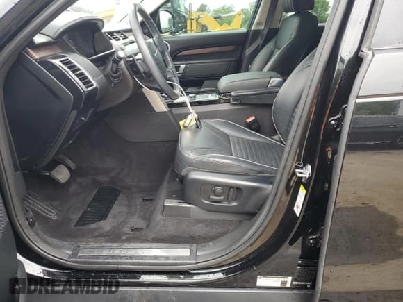 ✅ 2020 Land Rover Discovery HSE Luxury • VIN: SALRT2RV6L2429783 • Lot: 54164265. Listed on Copart with 53,372 mi. Free auction sales archive from the USA and detailed vehicle history report at DreamBid. Image 7.