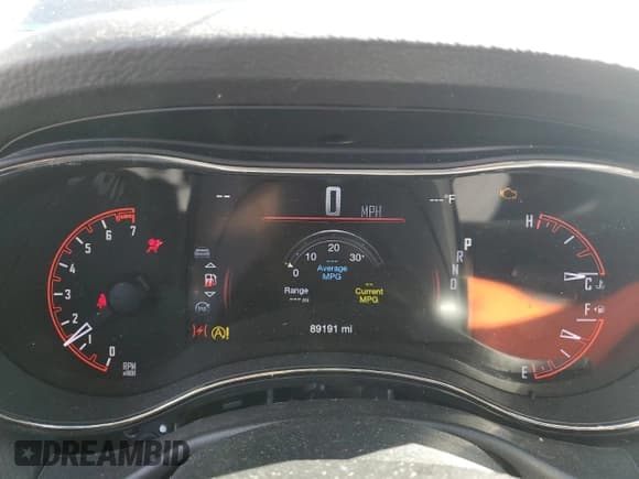 ✅ 2018 Dodge Durango GT • VIN: 1C4RDJDG5JC330578 • Lot: 85601335. Wystawiony na Copart z przebiegiem 89 191 mil. Bezpłatny archiwum sprzedaży aukcyjnych z USA i szczegółowy raport historii pojazdu na DreamBid. Zdjęcie 9.