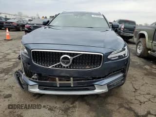 ✅ 2018 Volvo V90 • VIN: YV4102NK1J1017392 • Лот: 81793324. Опубликован ранее на Copart с пробегом 76 001 миль. Бесплатный доступ к архиву аукционных продаж из США и подробный отчёт об истории автомобиля на DreamBid. Изображение 5.