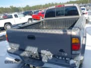 ✅ 2002 Toyota Tundra Limited • VIN: 5TBRT38152S280875 • Lot: 41387829. Listed on IAAI with 186,094 mi. Free auction sales archive from the USA and detailed vehicle history report at DreamBid. Image 16.