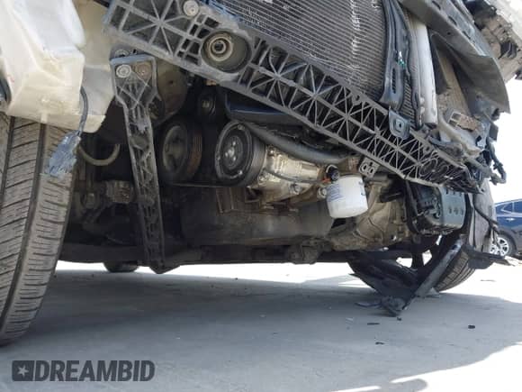 2011 Hyundai Sonata SE с VIN 5NPEC4AB7BH199400, выставлен на аукционе IAAI как лот 42543101 с пробегом 149 364 миль миль и . История ставок и продаж доступна на DreamBid. Изображение 18.