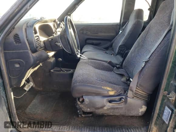 ✅ 2001 Dodge 1500 • VIN: 3B7HF13Z71G801295 • Лот: 77820544. Размещён на Copart с пробегом 154 425 миль миль. Получите бесплатный доступ к архиву аукционных продаж из США и посмотрите подробный отчёт об истории автомобиля на DreamBid. Изображение 7.