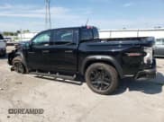 ✅ 2023 Chevrolet Colorado 4WD Trail Boss • VIN: 1GCPTEEK6P1216050 • Лот: 65768384. Опубликован ранее на Copart с пробегом 11 070 миль. Бесплатный доступ к архиву аукционных продаж из США и подробный отчёт об истории автомобиля на DreamBid. Изображение 2.