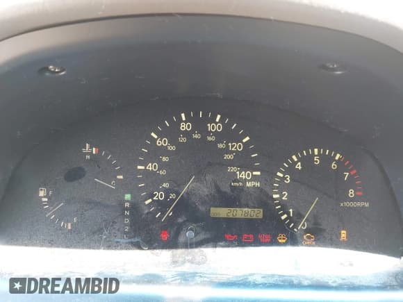 ✅ 2001 Lexus RX 300 • VIN: JTJGF10U410086868 • Lot: 42761484. Listed on IAAI with 207,802 mi. Free auction sales archive from the USA and detailed vehicle history report at DreamBid. Image 7.